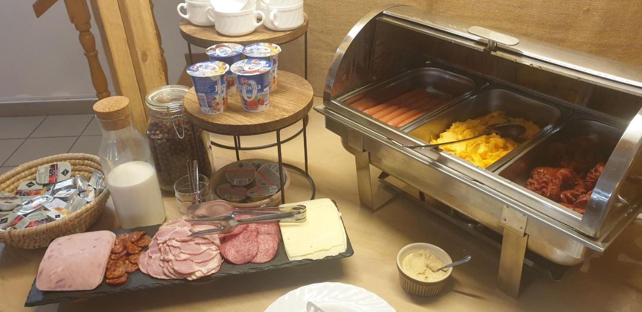 Forro Fogado & Bauer Bistro Hotel Roszke Eksteriør billede