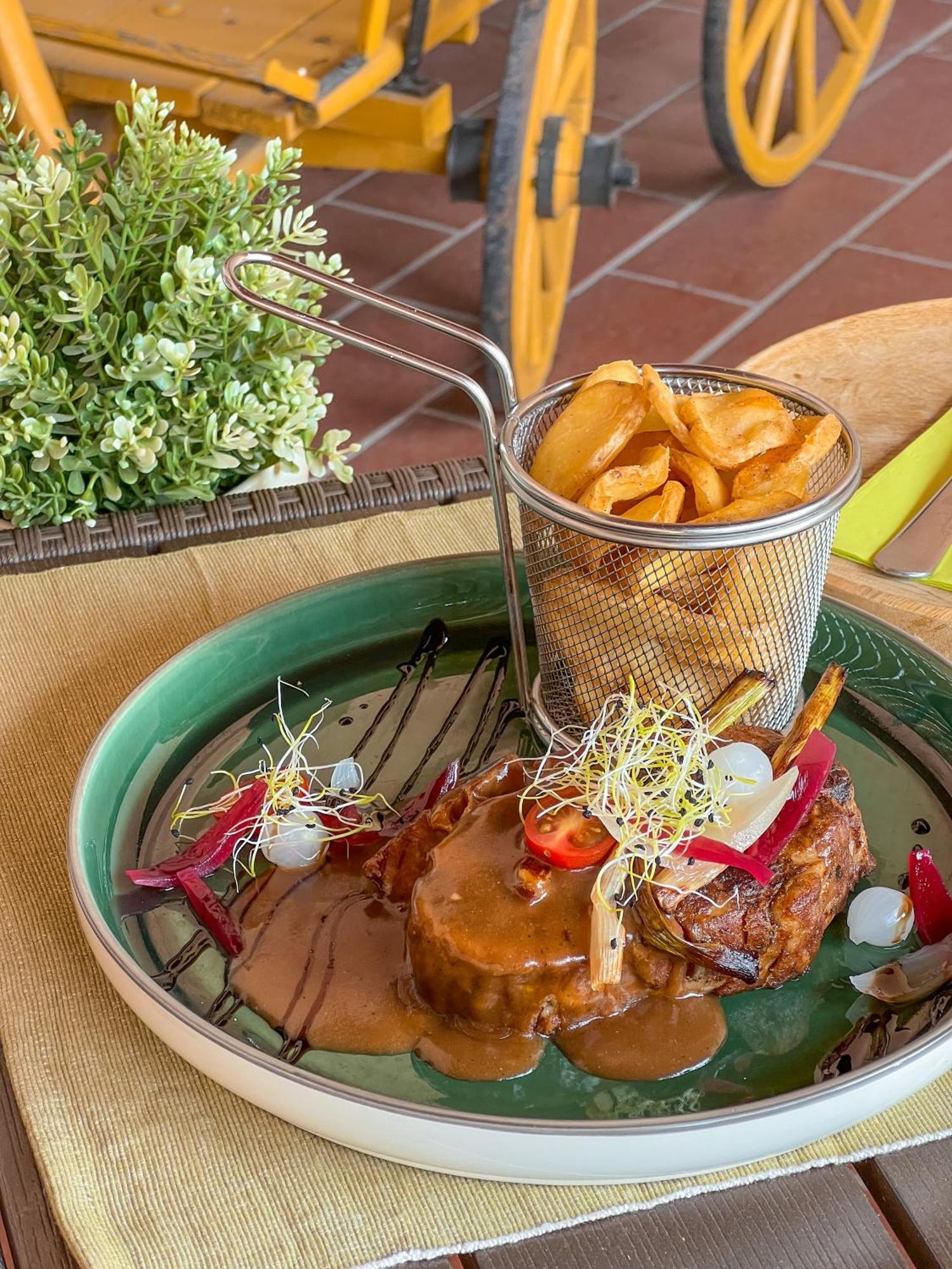 Forro Fogado & Bauer Bistro Hotel Roszke Eksteriør billede